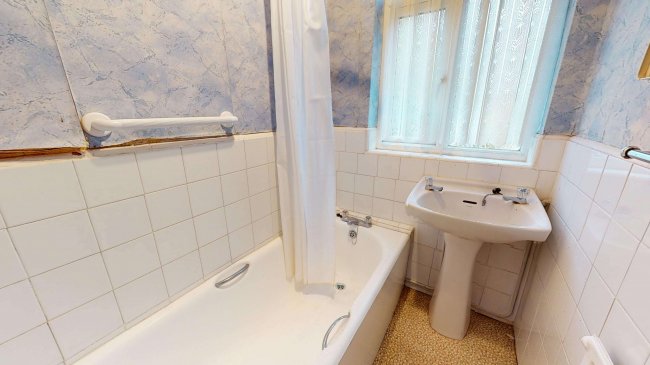 110 Stafford Road, Croydon, Surrey, CR0 4NF 4