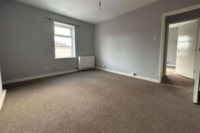 6 Bath Street, Barrow-In-Furness, Cumbria, LA14 1LZ 32