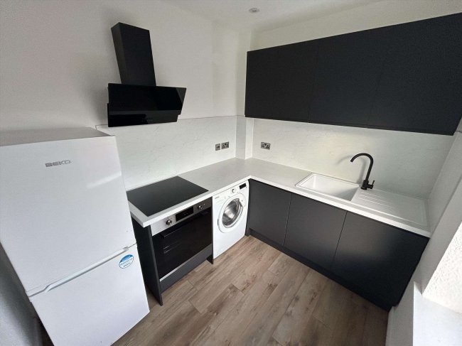 6 Bath Street, Barrow-In-Furness, Cumbria, LA14 1LZ 32