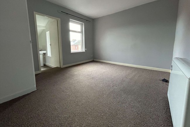 6 Bath Street, Barrow-In-Furness, Cumbria, LA14 1LZ 32