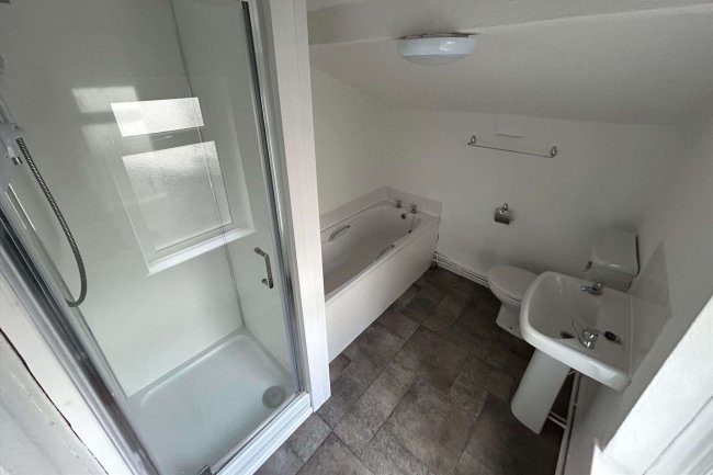 6 Bath Street, Barrow-In-Furness, Cumbria, LA14 1LZ 32