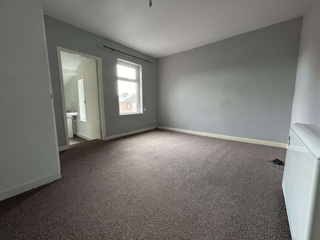 6 Bath Street, Barrow-In-Furness, Cumbria, LA14 1LZ 32