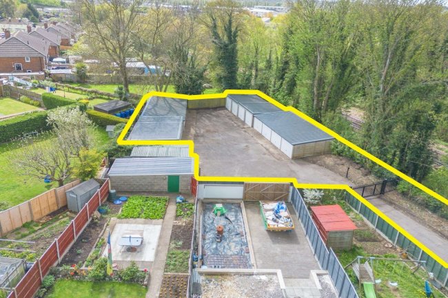 Garages 1-15 Manor Way, Ashford, Kent, TN23 3HD 3