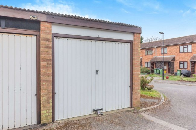 Single Garage, 6 Duncan Close, Weston Lane Woolston , Southampton SO19 9QW 4