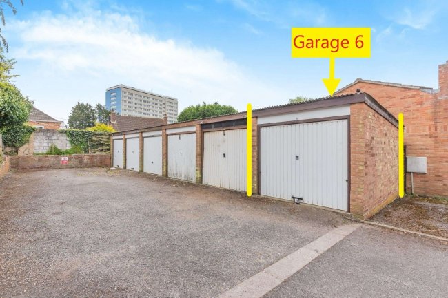 Single Garage, 6 Duncan Close, Weston Lane Woolston , Southampton SO19 9QW 4