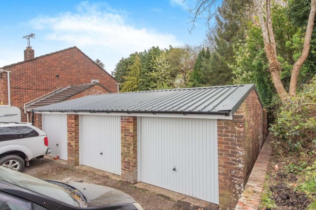 Garages 1-3 Upper New Road (adj house 37) West End, Eastleigh, Southampton SO30 3BD 7