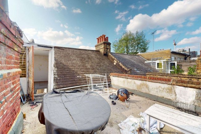 21 & 21A Goldsboro Road, Vauxhall, London SW8 4RP 3