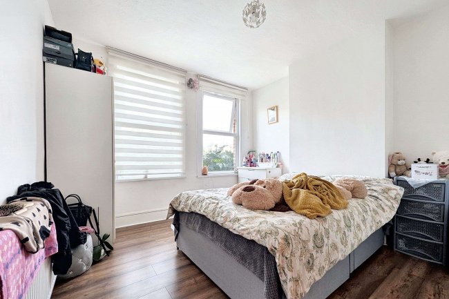 26 Adamsrill Road, Sydenham London SE26 4AN 4