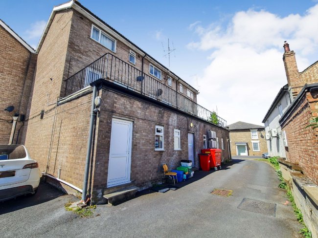 2 Manor Court, High Street, Mildenhall, Bury St Edmunds, IP28 7EH 29