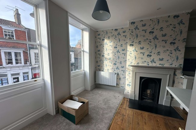 2 North Bar Within, Beverley, Yorkshire, HU17 8AX 1