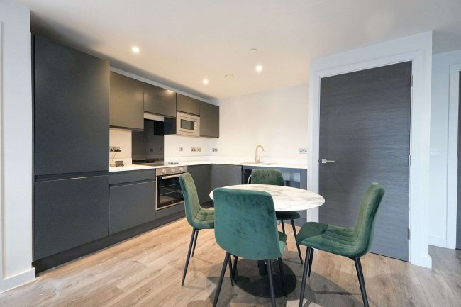 The Summit, Flat 503, 12 Parliament Street, Liverpool, L8 5QX 8