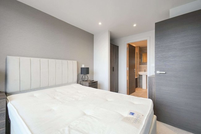 The Summit, Flat 503, 12 Parliament Street, Liverpool, L8 5QX 8