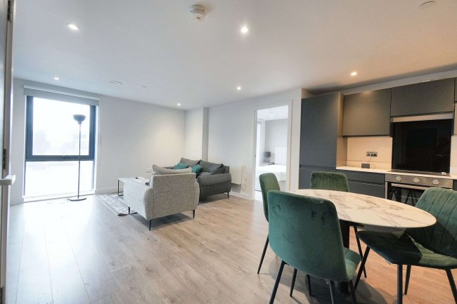 The Summit, Flat 503, 12 Parliament Street, Liverpool, L8 5QX 8