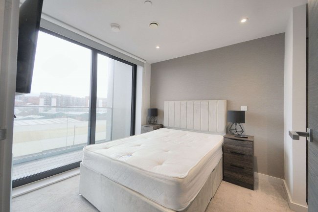 The Summit, Flat 503, 12 Parliament Street, Liverpool, L8 5QX 8