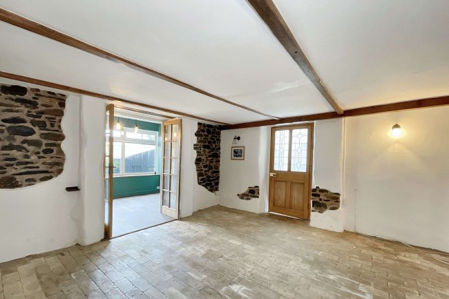 Round house, Exeter Road, Winkleigh, Devon, EX19 8JJ 9