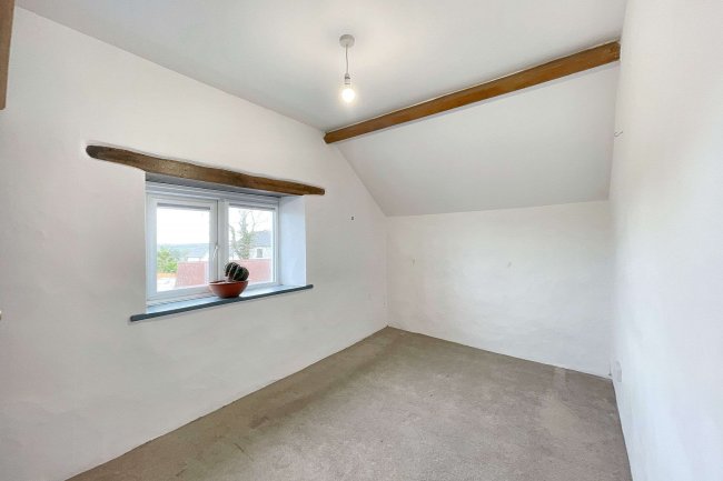 Round house, Exeter Road, Winkleigh, Devon, EX19 8JJ 9