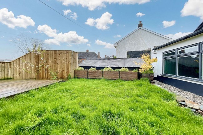 Round house, Exeter Road, Winkleigh, Devon, EX19 8JJ 9