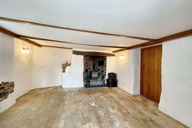Round house, Exeter Road, Winkleigh, Devon, EX19 8JJ 9