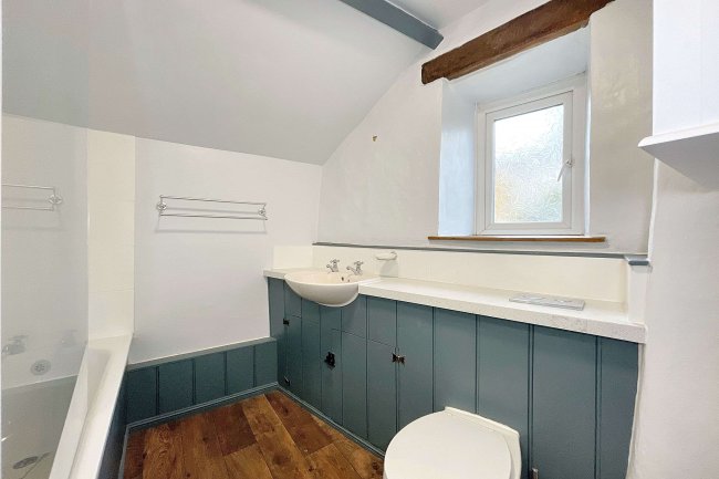 Round house, Exeter Road, Winkleigh, Devon, EX19 8JJ 9