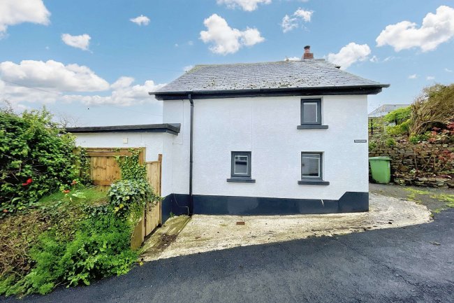 Round house, Exeter Road, Winkleigh, Devon, EX19 8JJ 9