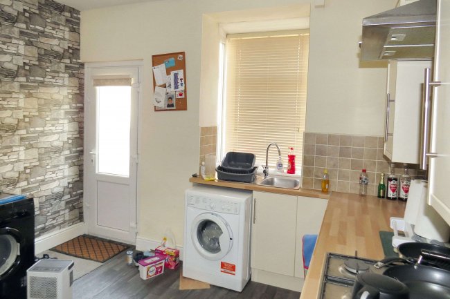 25 St Johns Road, Burnley, Lancashire, BB12 6RP 7