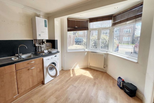 33 Duppas Hill Terrace, Croydon, CR0 4BA 4