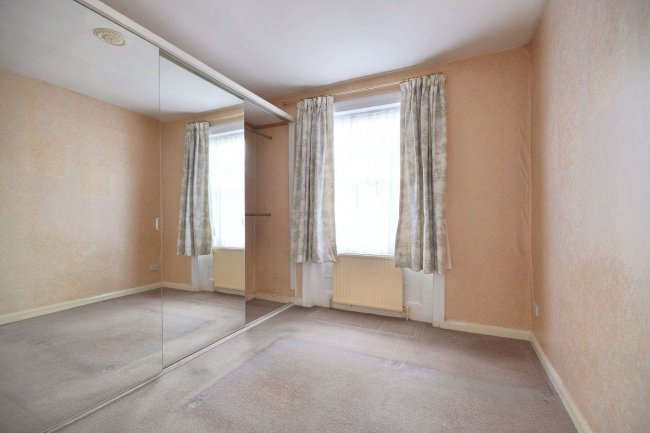 Flat D, 58 Hereford Road, Bayswater, London W2 5AJ 2