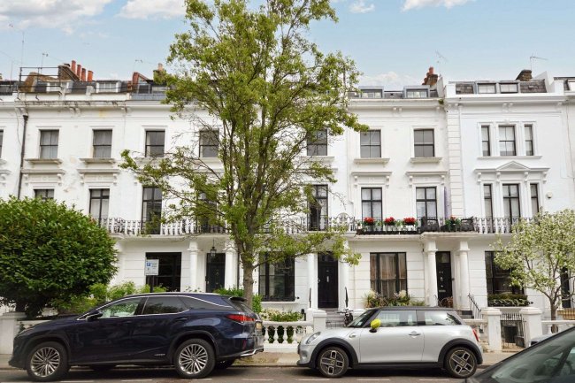 Flat D, 58 Hereford Road, Bayswater, London W2 5AJ 2