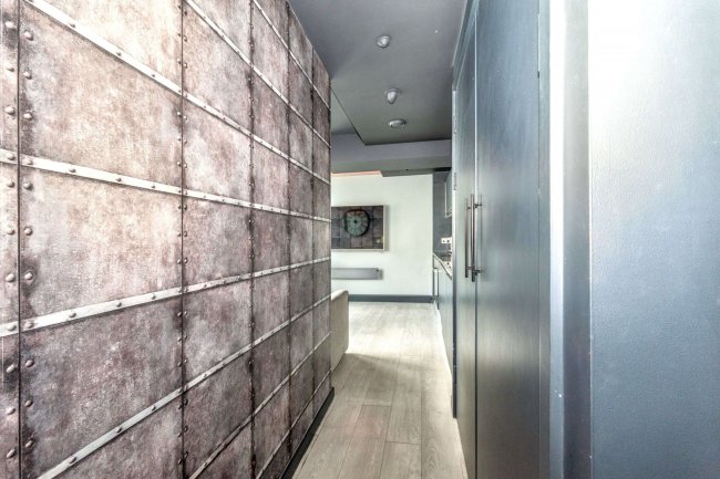 Flat 4401 Beetham Tower, 301 Deansgate, Manchester M3 4LQ 9