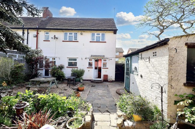 76 White Hart Lane, Romford, Essex, RM7 8JB 10