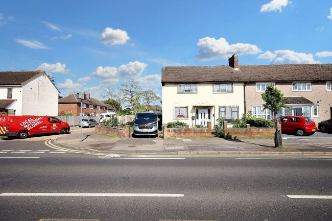 76 White Hart Lane, Romford, Essex, RM7 8JB 10