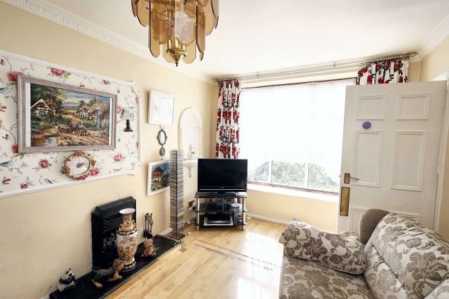 76 White Hart Lane, Romford, Essex, RM7 8JB 10