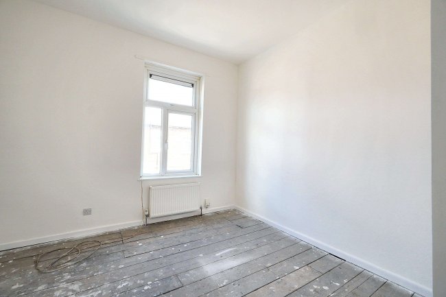 48 Elliott Street, Preston, PR1 7XN 9