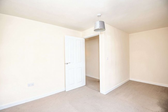 51 Woodfield Way, Doncaster, DN4 8FF 6