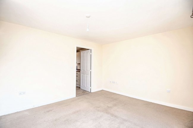 51 Woodfield Way, Doncaster, DN4 8FF 6