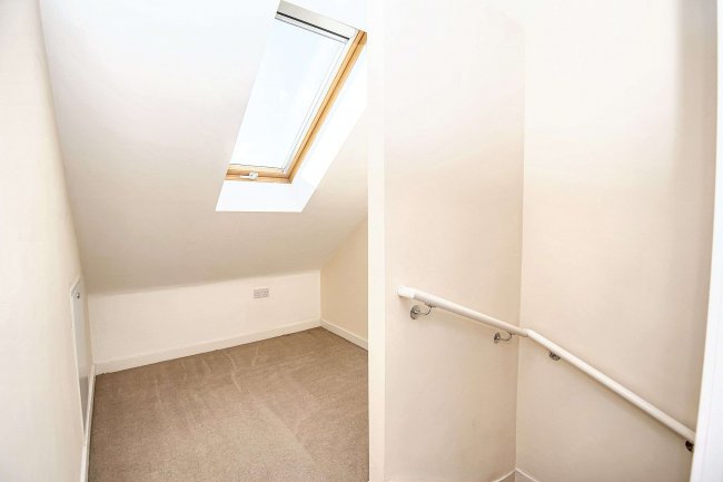 51 Woodfield Way, Doncaster, DN4 8FF 6