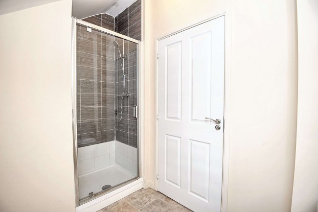 51 Woodfield Way, Doncaster, DN4 8FF 6