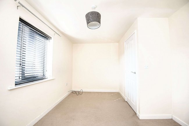 51 Woodfield Way, Doncaster, DN4 8FF 6