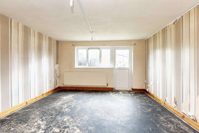 46 & 48 Browney Path, Bedford, Bedfordshire, MK41 7XH 3