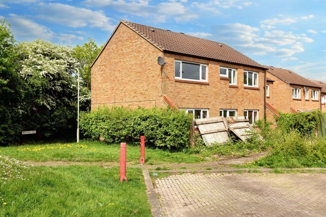 48 Browney Path, Bedford, Bedfordshire, MK41 7XH 8