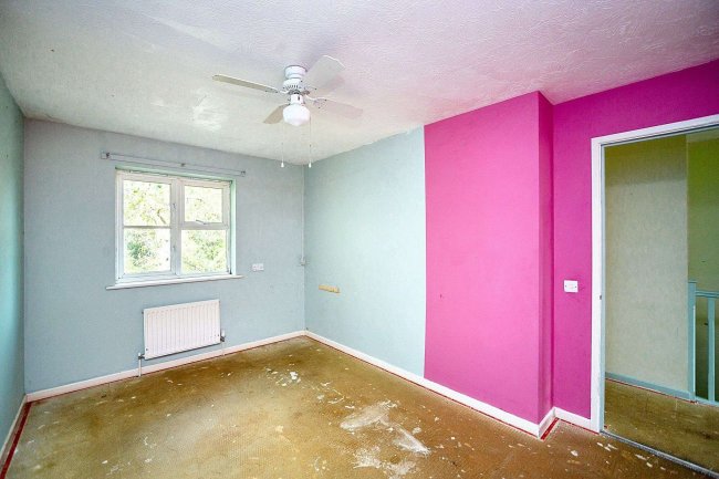 35 Farthing Hill, Ticehurst, Wadhurst, East Sussex, TN5 7BW 4