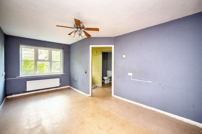 35 Farthing Hill, Ticehurst, Wadhurst, East Sussex, TN5 7BW 4