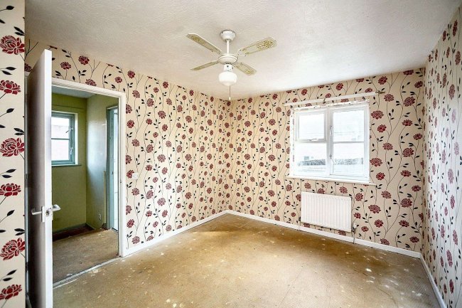 35 Farthing Hill, Ticehurst, Wadhurst, East Sussex, TN5 7BW 4