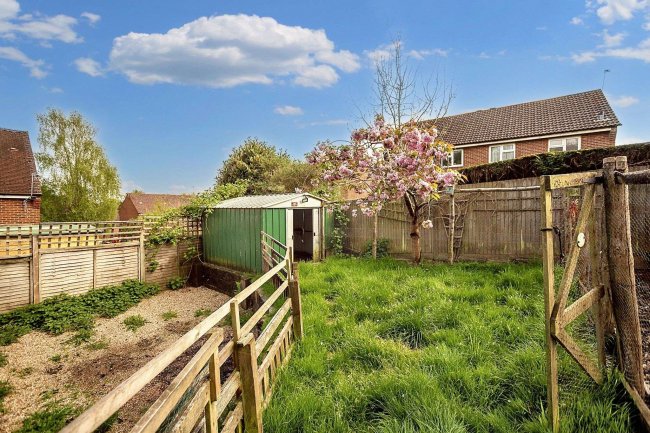 35 Farthing Hill, Ticehurst, Wadhurst, East Sussex, TN5 7BW 4