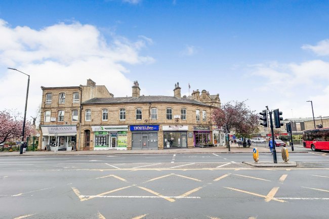 60 North Street, Keighley, BD21 3RY 10