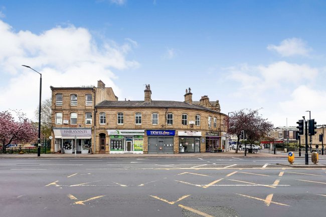 64-66 North Street, Keighley, BD21 3RY 8