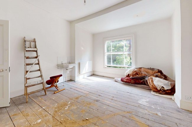 Kingsmead, 111 Strawberry Vale, Twickenham TW1 4SJ 2