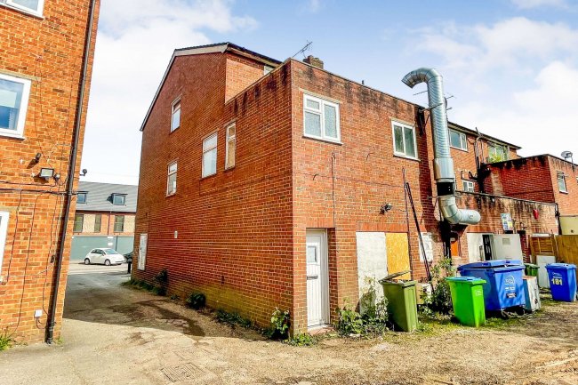183 & 183A North Lane, Aldershot GU12 4SY 10