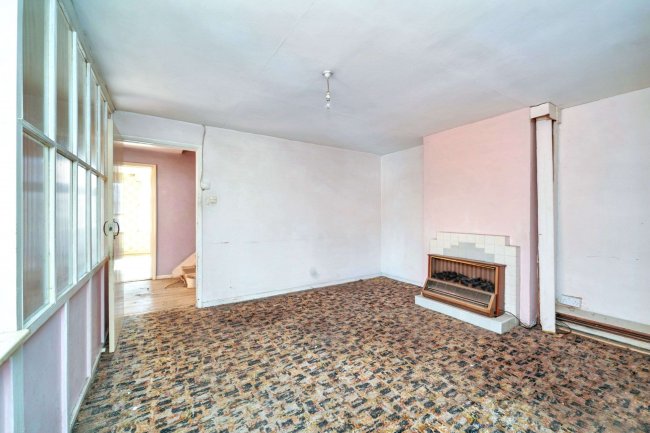 183 & 183A North Lane, Aldershot GU12 4SY 10
