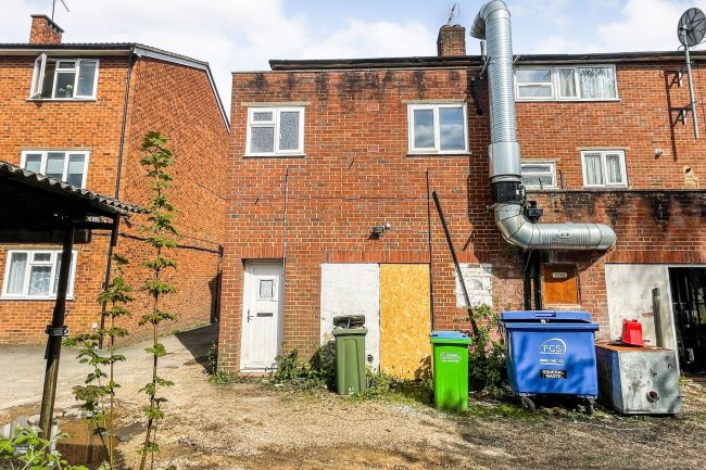 183 & 183A North Lane, Aldershot GU12 4SY 10